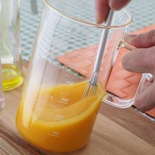 HARIO ハリオ ビーカーサーバー 600ml 泡立て器 セット 日本製 耐熱ガラス 電子レンジ対応 計量カップ コーヒー ティーサーバー BV-600