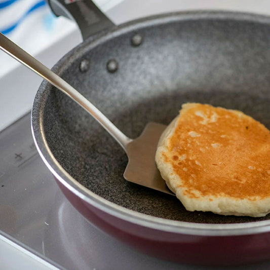 すくいやすく返しやすいターナー ステンレス 燕三条 日本製