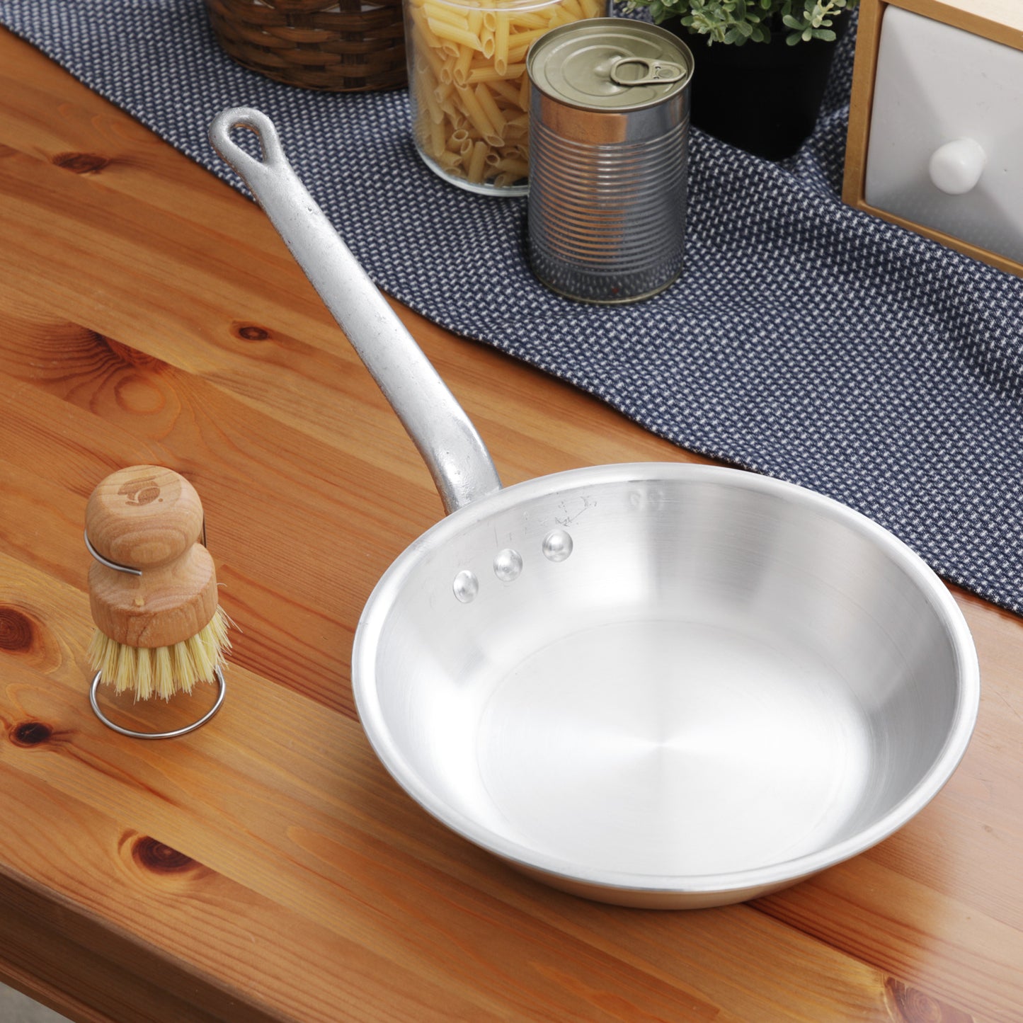 中村銅器製作所 アルミフライパン 鐵兎堂ブラシセット 【選べる2サイズ＆ゴムヘラ付】 日本製 プロ仕様 パスタ イタリアン